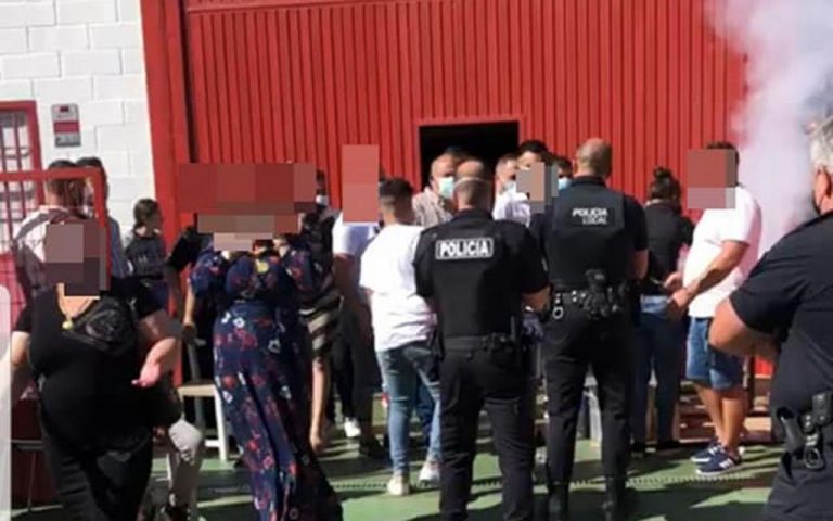 Desalojan en Almonte fiesta con más de 100 personas y sin medidas de seguridad