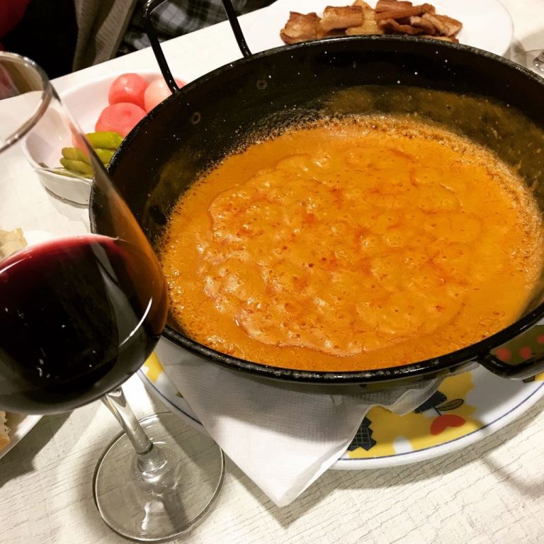 Cómo hacer unas gachas manchegas tradicionales paso a paso