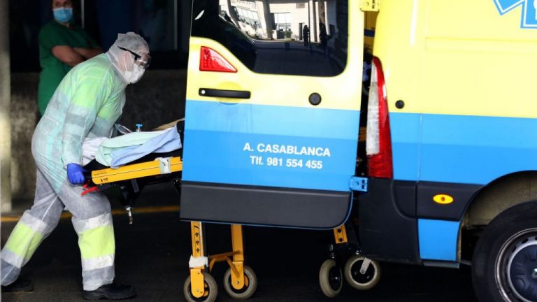 Aumentan a 244 los pacientes con Covid hospitalizados en Galicia