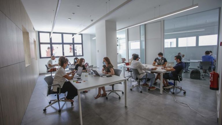 Inviertis gana el reto de Sareb y Alicante Open Future