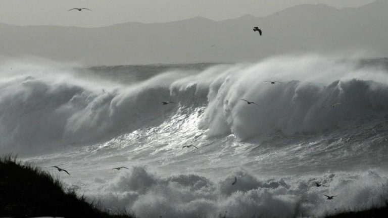 Seis provincias del este peninsular estarán mañana en riesgo por lluvia, viento y olas