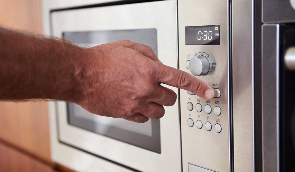 Te han estado mintiendo: trucos de cocina con los que te han timado