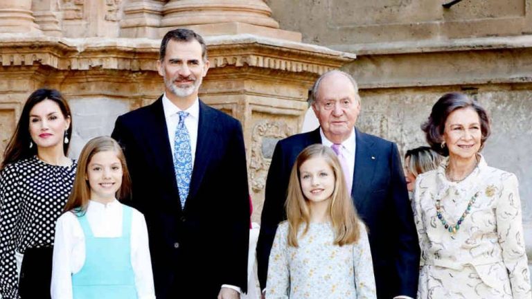 Más de 350 profesionales piden al Gobierno que 