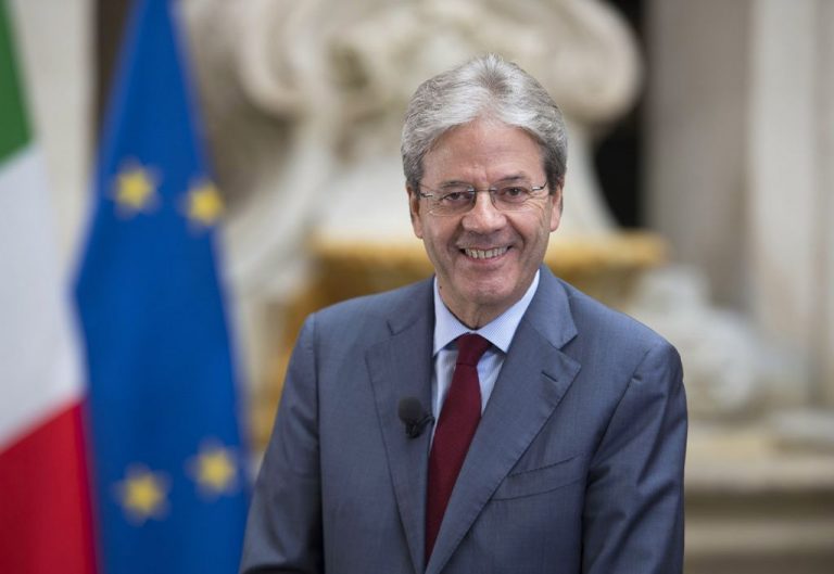 Gentiloni confía en que España diseñe un plan 