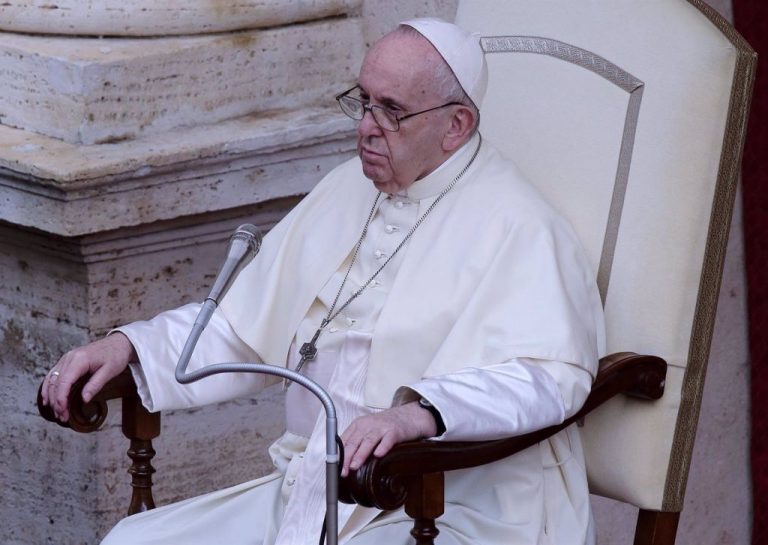 El Papa recibirá este sábado en el Vaticano a Pedro Sánchez
