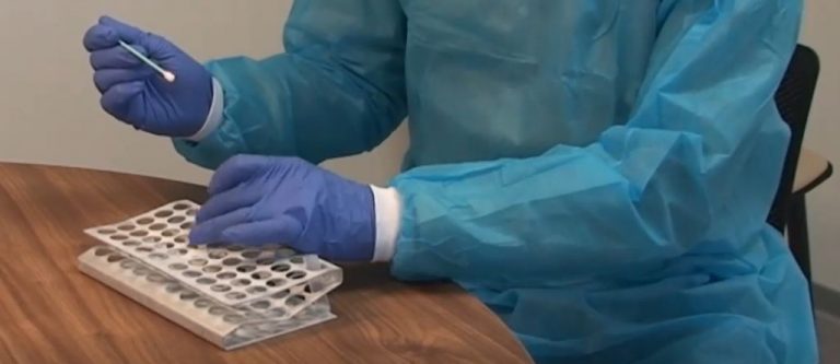 Andalucía suma 1.327 positivos y seis muertes