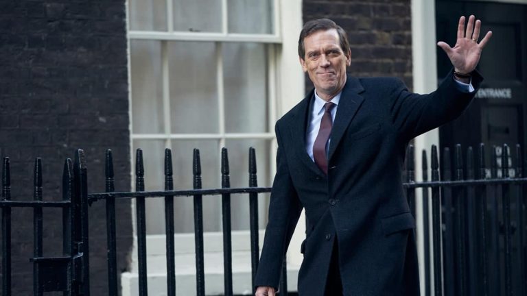 De médico sarcástico a político: Hugh Laurie protagonista 'Roadkill'