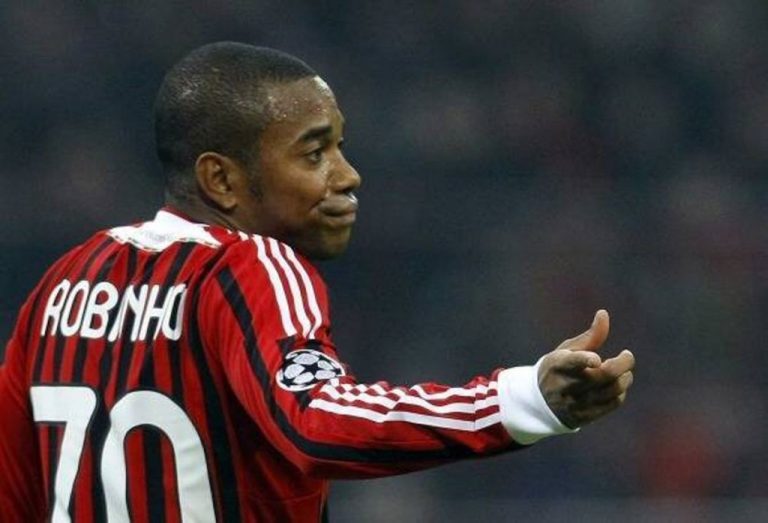 El Santos cesa a Robinho tras ser condenado por violación