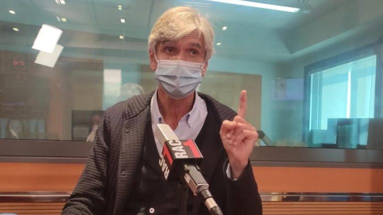 La Generalitat pide teletrabajo y universidad online durante 15 días