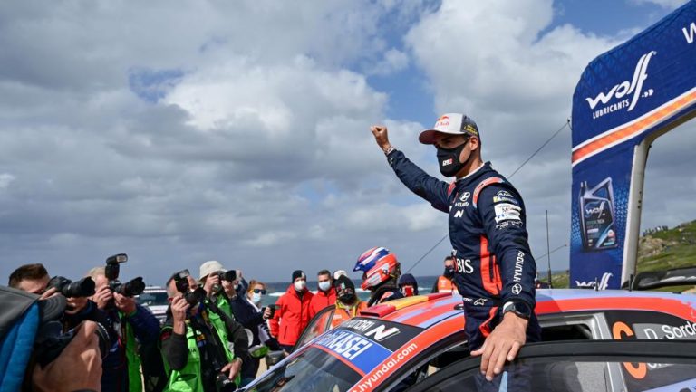 Dani Sordo vuelve a ganar el Rally de Italia-Cerdeña