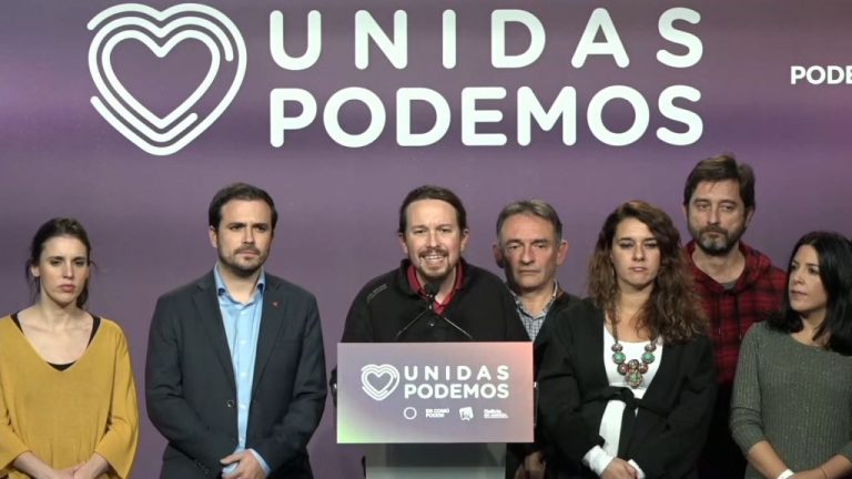 Podemos pide a Robles poner el nombre de un republicano a un salón militar