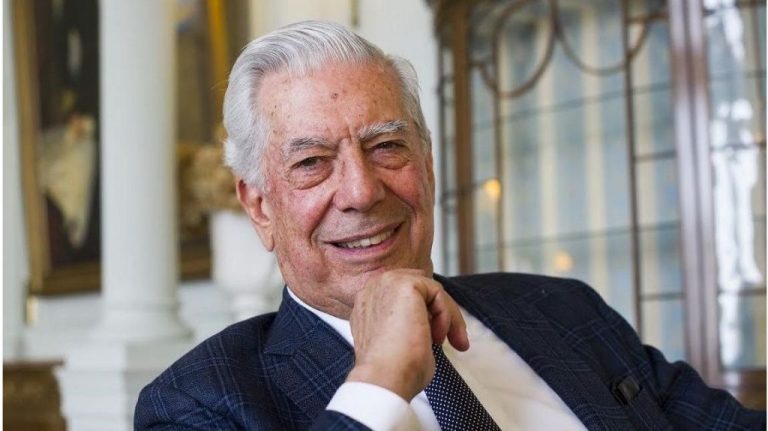 Vargas Llosa será homenajeado en el décimo aniversario de su Premio Nobel de Literatura