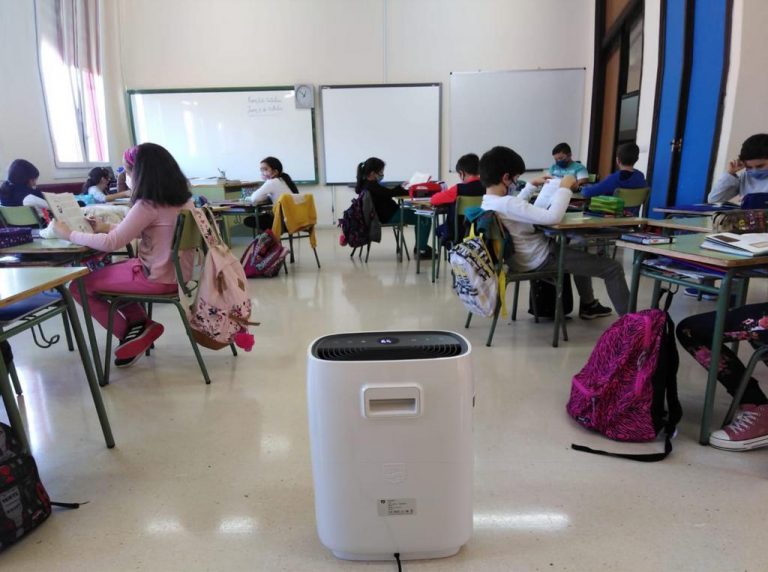 Descienden a 1.179 los casos en la comunidad educativa gallega