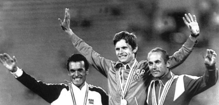 Sánchez lamenta el fallecimiento de Jordi Llopart, pionero de la marcha en España