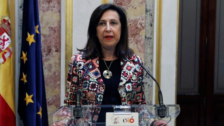 Robles reitera a las CCAA que hay 3.000 rastreadores militares disponibles