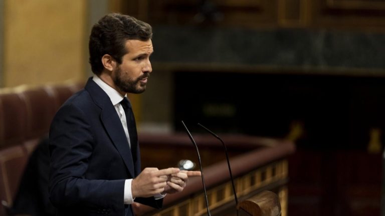 Casado arremete contra Sánchez por convertir a Bildu en 