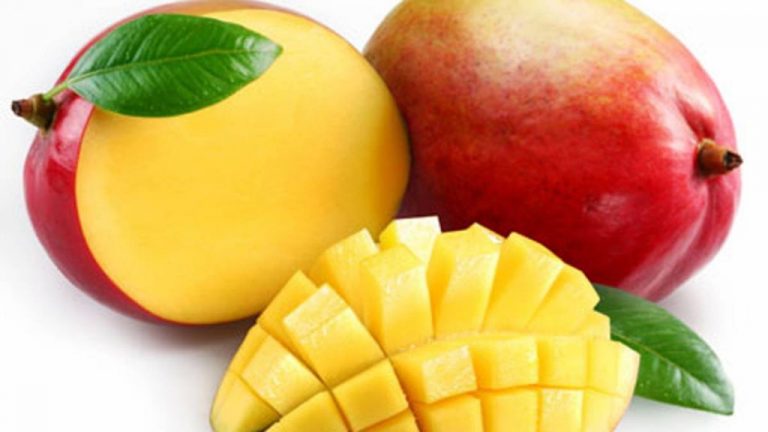 Cómo pelar un mango fácilmente con varias herramientas