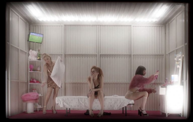 'Prostitución' sube al escenario historias reales de la mano de Carmen Machi, Nathalie Poza y Carolina Yuste