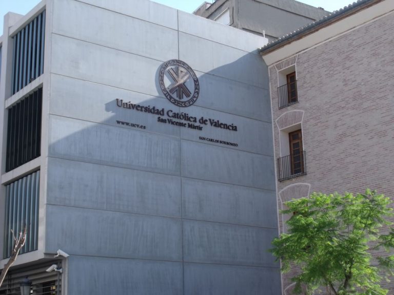 La Universidad Católica de Valencia realiza rastreos para detectar posibles positivos