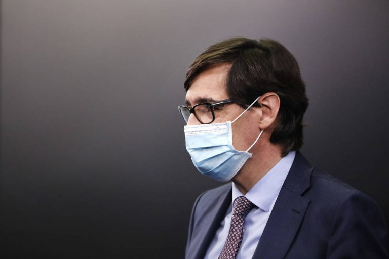 Illa rechaza realizar test masivos para contener contagios en Navidad