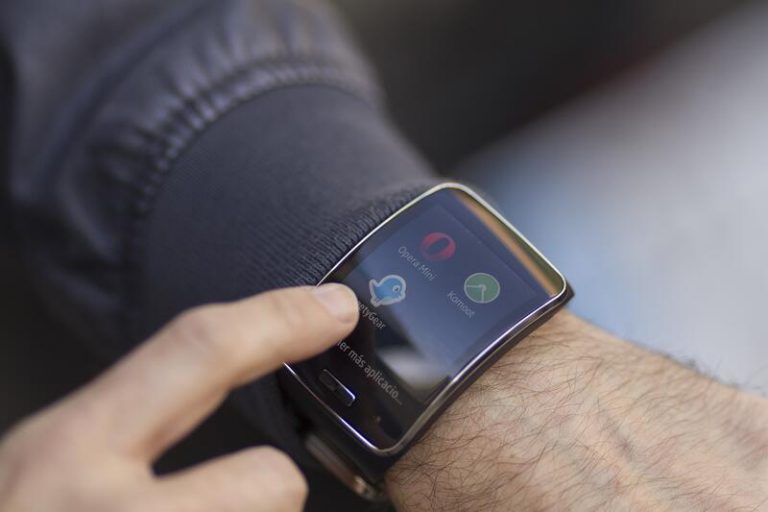 Pulseras y relojes inteligentes podrían predecir las infecciones por Covid-19