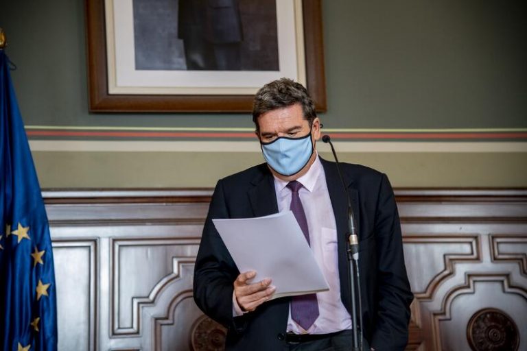 Migraciones pretende que los menores extranjeros puedan trabajar a partir de los 18 años