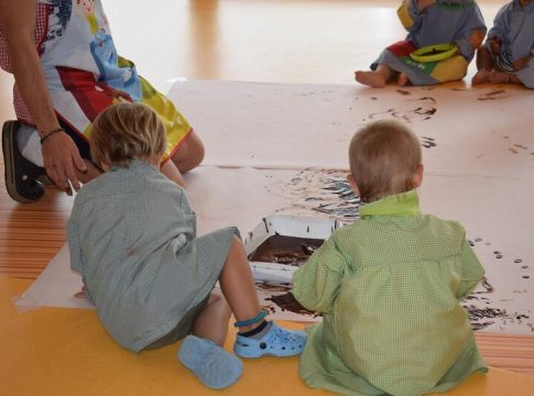 Gobierno destinará 200 millones para la creación de plazas públicas en la etapa de 0 a 3 años Gobierno destinará 200 millones para la creación de plazas públicas en la etapa de 0 a 3 años