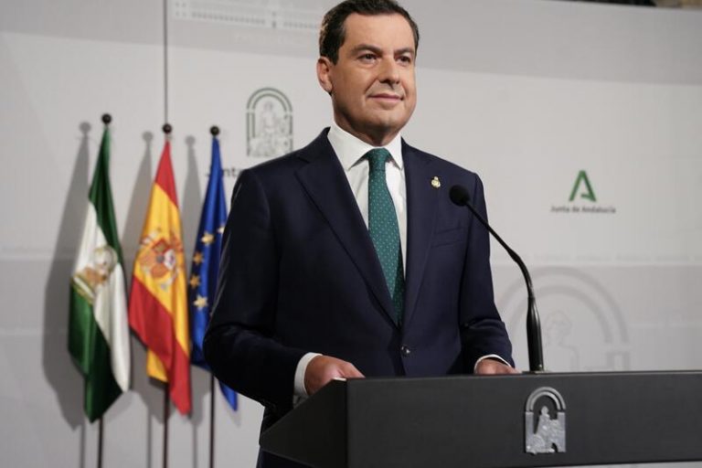 El presidente de Andalucía ve el confinamiento domiciliario como la 