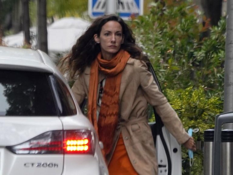 Telma Ortiz se deja ver con su novio, Robert Gavin, tras meses alejada del foco mediático