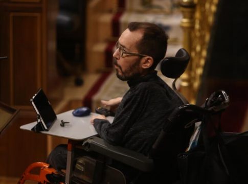 Echenique asegura que en los disturbios negacionistas Echenique asegura que en los disturbios negacionistas