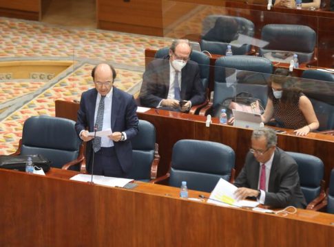 Madrid pide a los universitarios Madrid pide a los universitarios