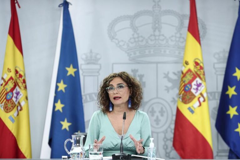 Gobierno aprueba un subsidio de 430 euros para desempleados que agotaron su prestación
