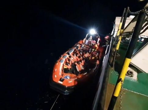 La justicia italiana desestima enviar a juicio al capitán y a la jefa de misión de Open Arms La justicia italiana desestima enviar a juicio al capitán y a la jefa de misión de Open Arms