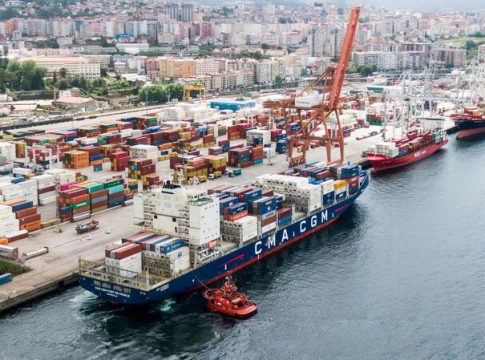 Puertos del Estado anuncia una bajada de tasas que ahorrará 32 millones a los operadores Puertos del Estado anuncia una bajada de tasas que ahorrará 32 millones a los operadores