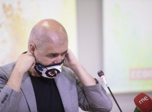 Sordo lamenta que un Sordo lamenta que un