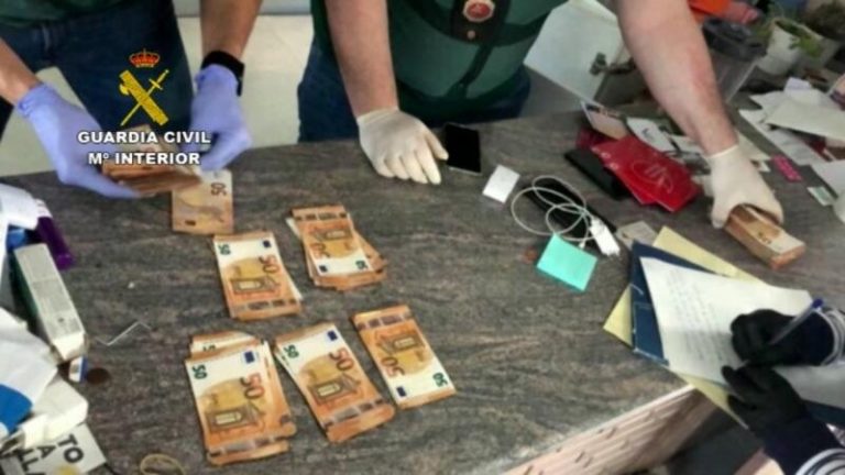 Desarticulan una red que introducía hachís por las costas de Huelva y el Guadalquivir