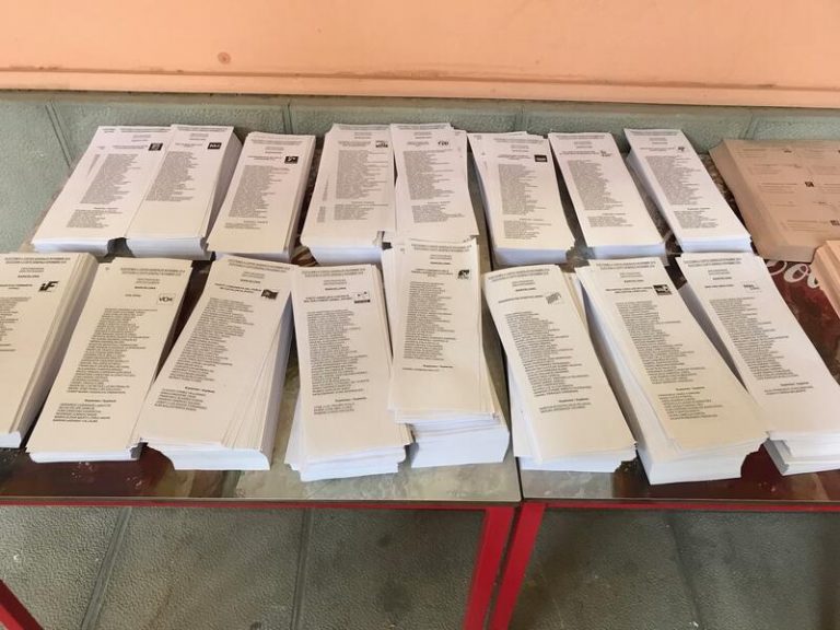 Las elecciones catalanas se votarán en pabellones y no en escuelas