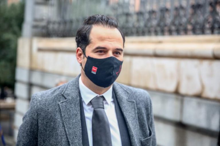 Aguado insiste en que no es partidario del confinamiento total ni del cierre de la hostelería