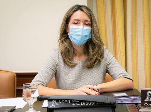 La competitividad precio española mejoró en el tercer trimestre frente a la de la UE-27 La competitividad precio española mejoró en el tercer trimestre frente a la de la UE-27