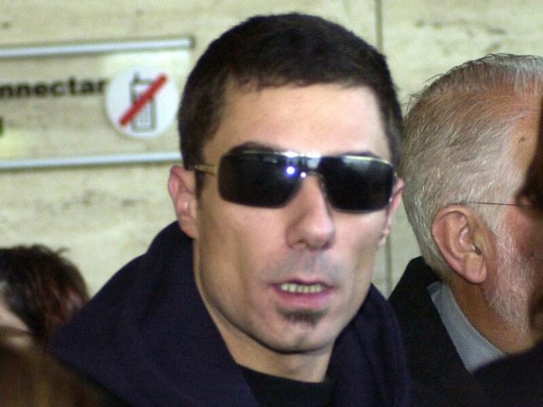 Pol Mainat reaparece, sin ganas de hablar, tras denunciar a Ángela Dobrowolski