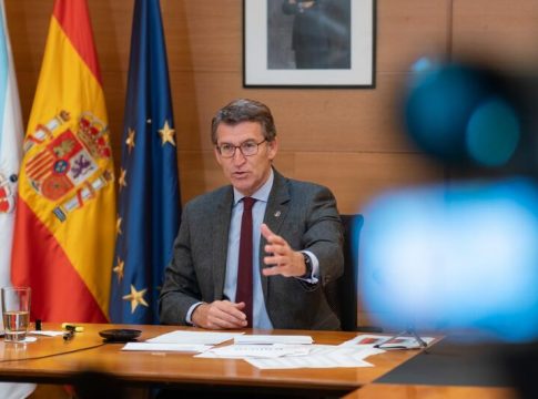 Feijóo avisa que Galicia mantendrá el castellano como lengua vehicular Feijóo avisa que Galicia mantendrá el castellano como lengua vehicular