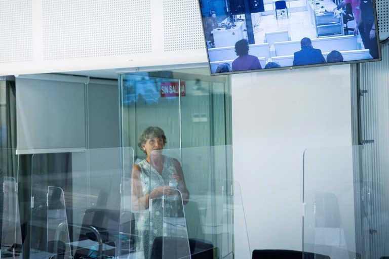 Se suspende el juicio contra 'Anboto' (ETA) por la muerte del familiar de un abogado