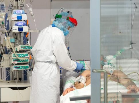 Castilla-La Mancha prorroga las medidas especiales nivel 2 durante 10 días Castilla-La Mancha prorroga las medidas especiales nivel 2 durante 10 días