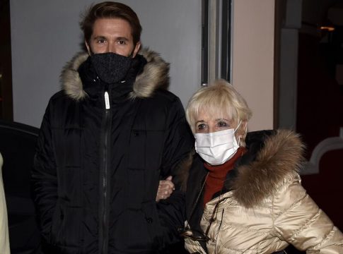 Concha Velasco celebra su 81 cumpleaños sobre el escenario Concha Velasco celebra su 81 cumpleaños sobre el escenario