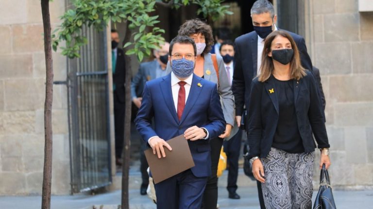 Aragonès critica el acto en la Sagrada Familia con casi 600 personas