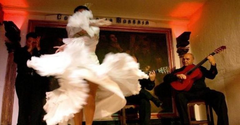 Unión Flamenca: El 42% de artistas tendrá que abandonar su carrera si no cambia la situación