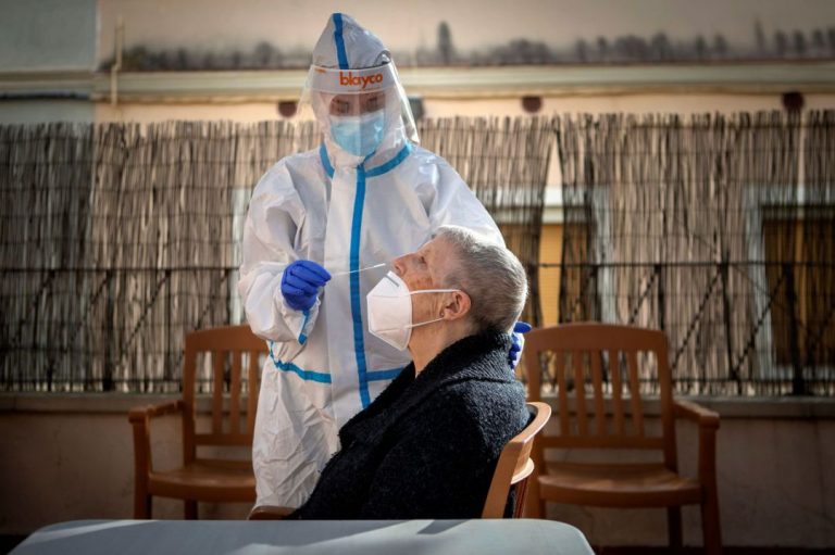 Castilla y León registra 1.587 nuevos positivos y 42 fallecidos