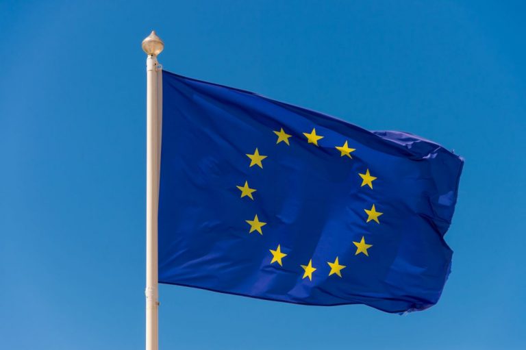 Bruselas cree que el impuesto digital y la 'tasa Tobin' recaudarán menos que lo que estima el Gobierno