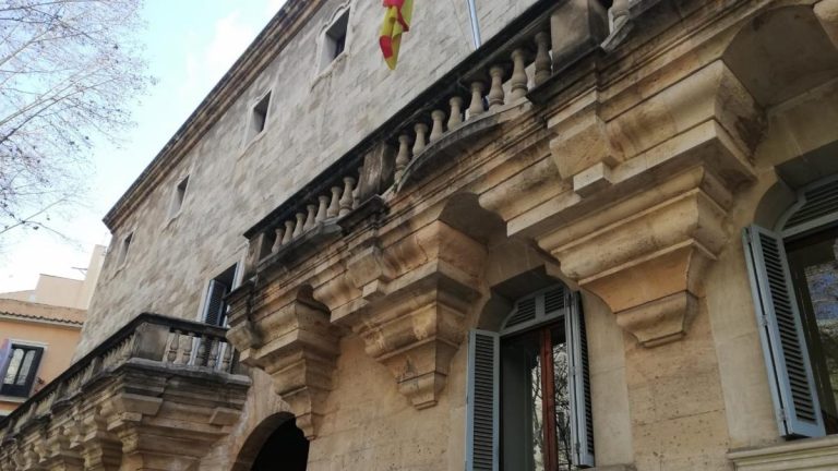 TSJIB admite a trámite el recurso de UGT contra la congelación del salario a los funcionarios de Baleares