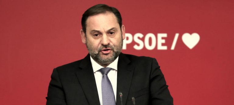 PSOE negociará con Podemos ampliar la prohibición de los desahucios